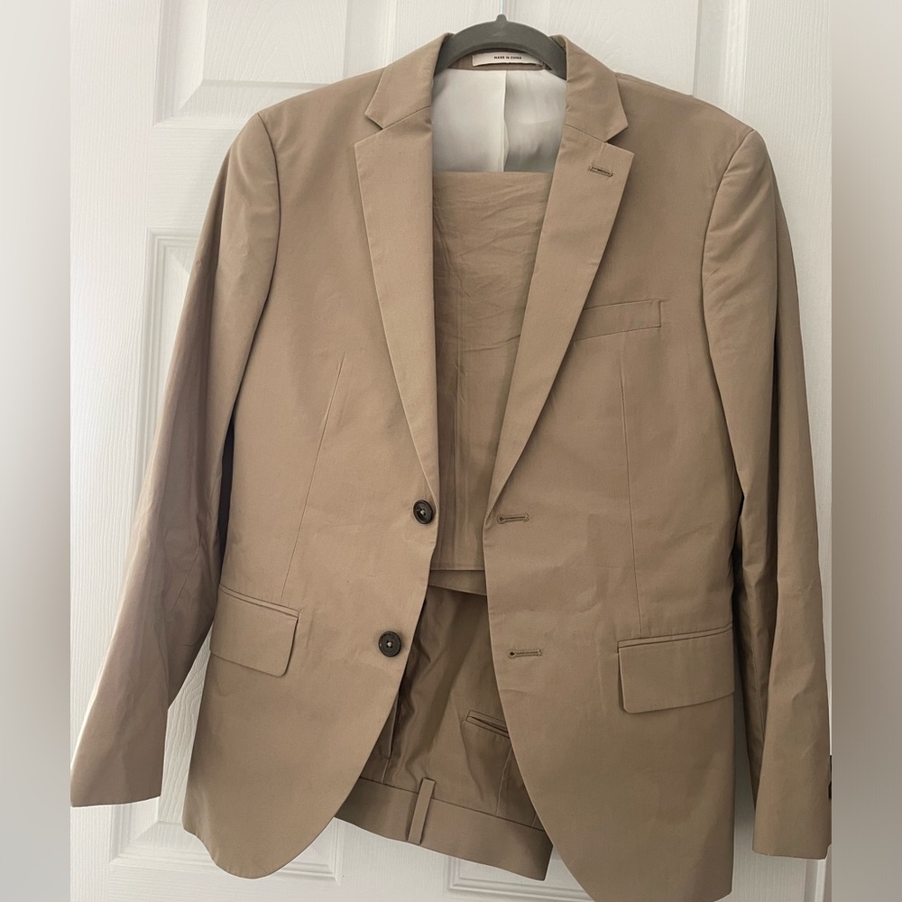 Men’s Club Monaco Suit